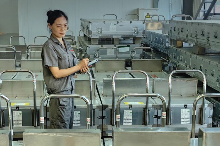 c2976f21-bd7f-4229-8d0d-c42f3b60bd5c